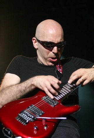 Joe Satriani, fig. 1